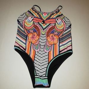 NWOT Swimsuit One-Piece Sz L